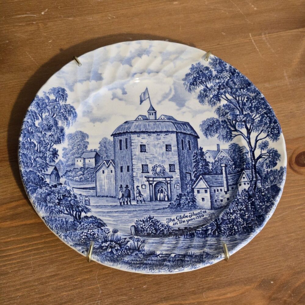 Royal Essex Collector Plate Shakespeare Globe Theater W/ Hanger, England 8"